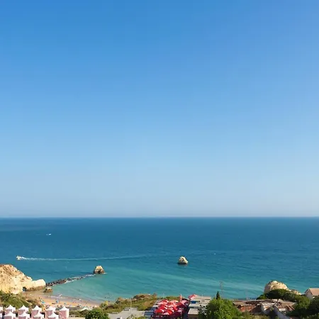 Coraline Oceanic Vue Apartment Portimao